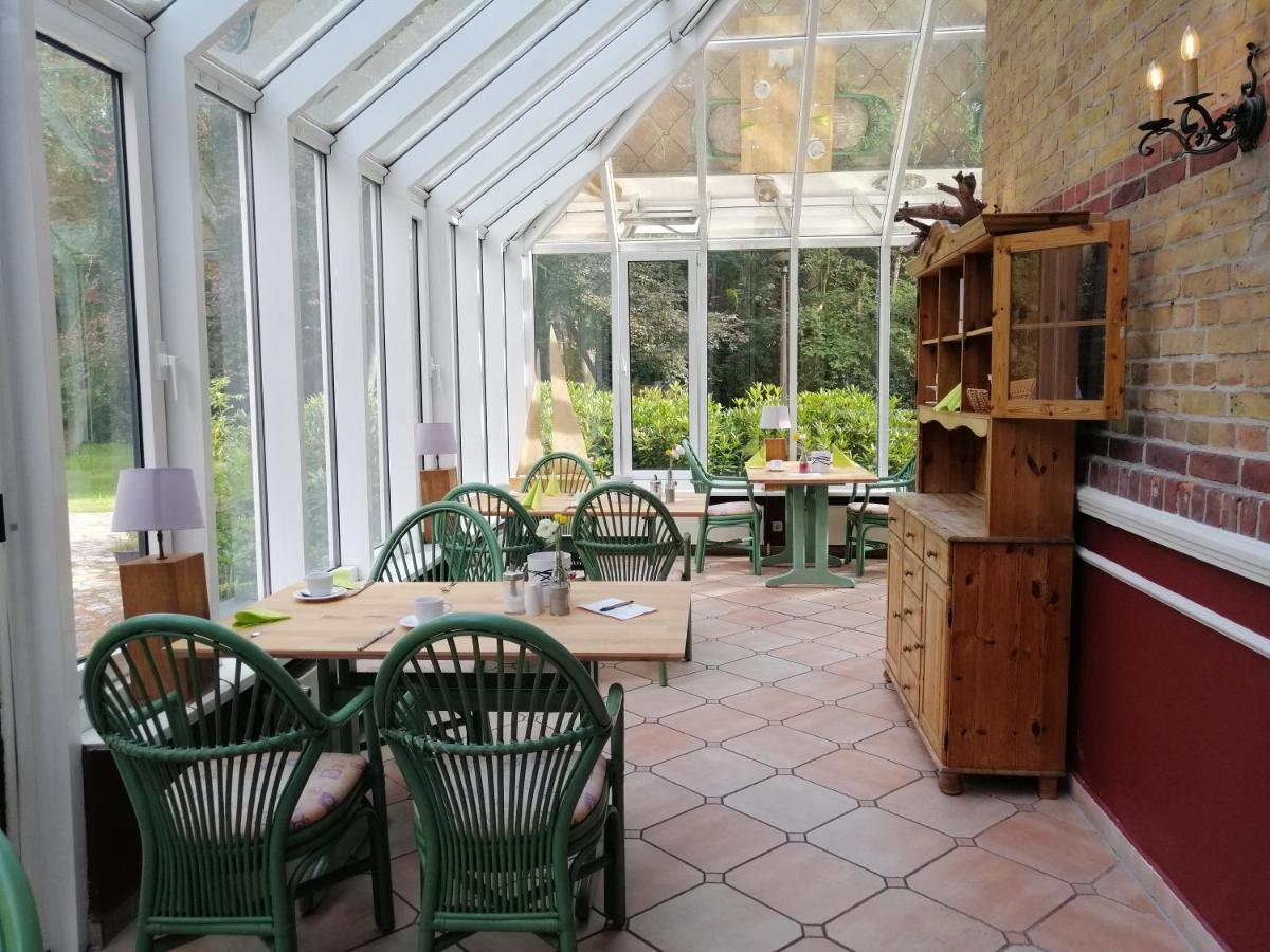Hotel Schloesschen Sundische Wiese Zingst Eksteriør bilde