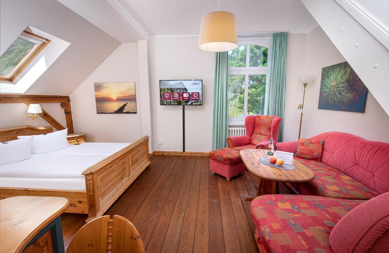 Hotel Schloesschen Sundische Wiese Zingst Eksteriør bilde